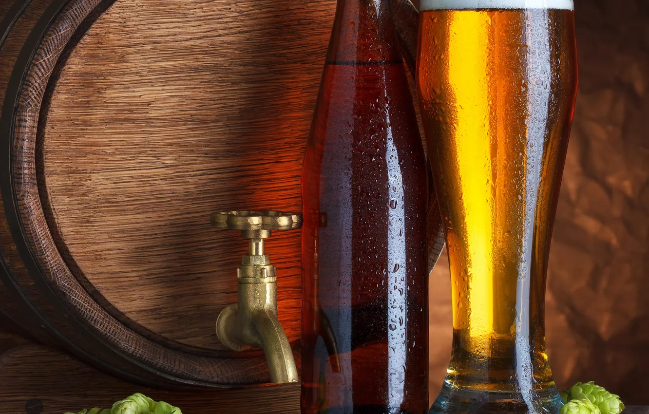 Photo wallpaper foam, beer, barrel, hops