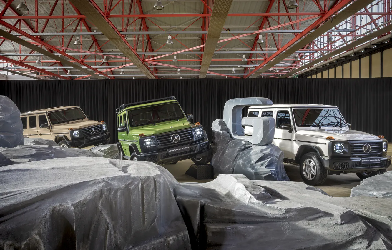 Photo wallpaper Mercedes-Benz, SUV, SUV, 2025, three cars, Stronger Than the 1980s, Mercedes-Benz G 450 d
