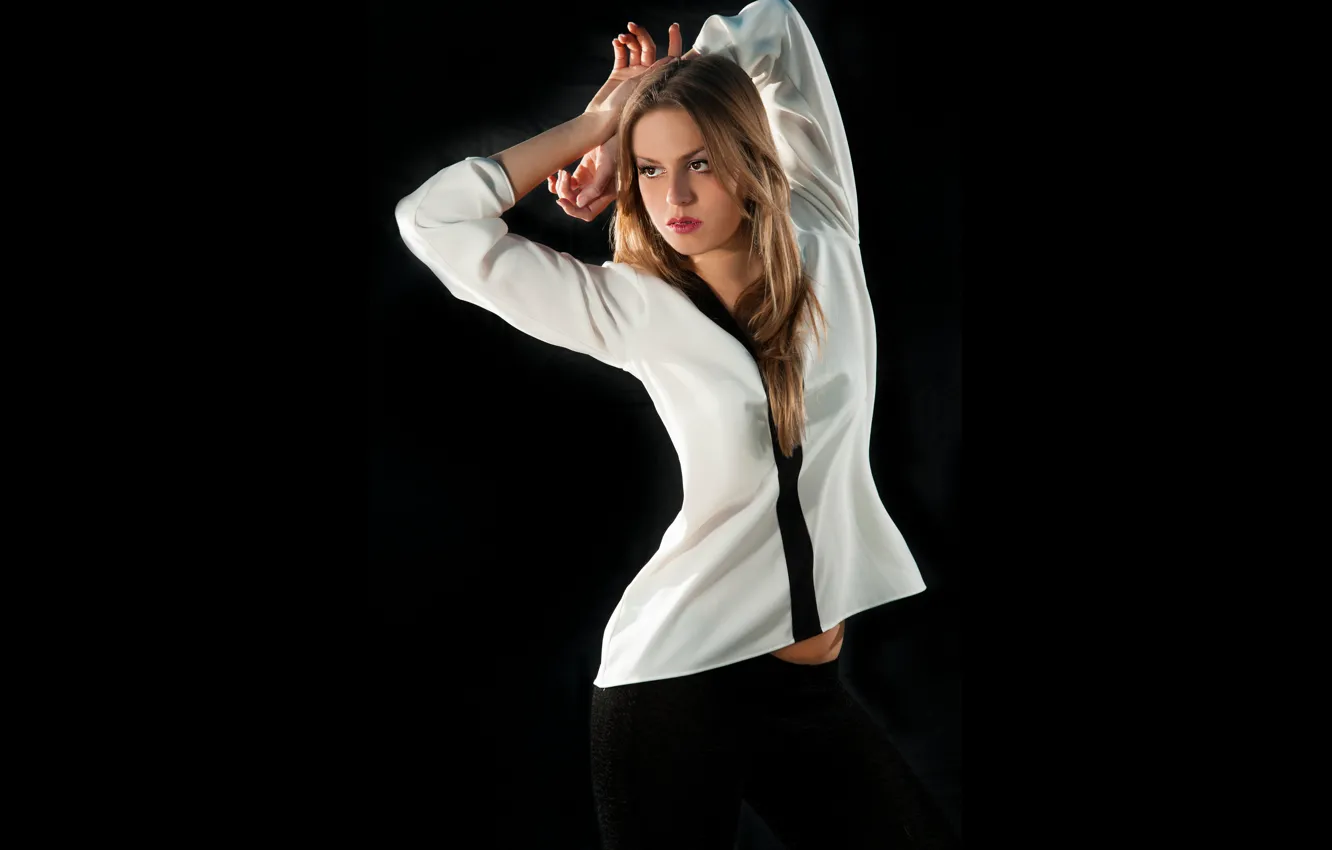 Photo wallpaper pose, hair, hands, Alice, the dark background