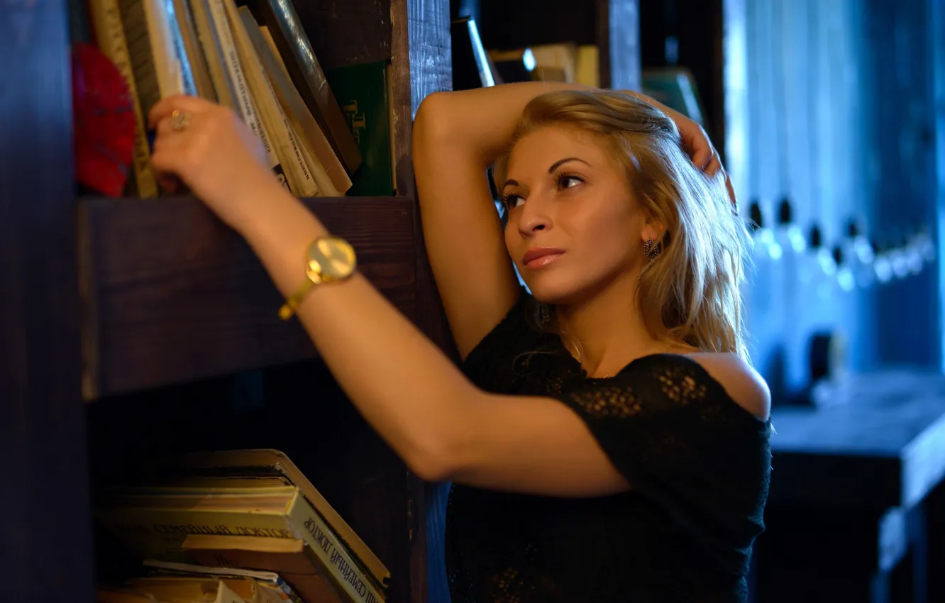 Photo wallpaper girl, smile, model, portrait, makeup, blonde, book, light