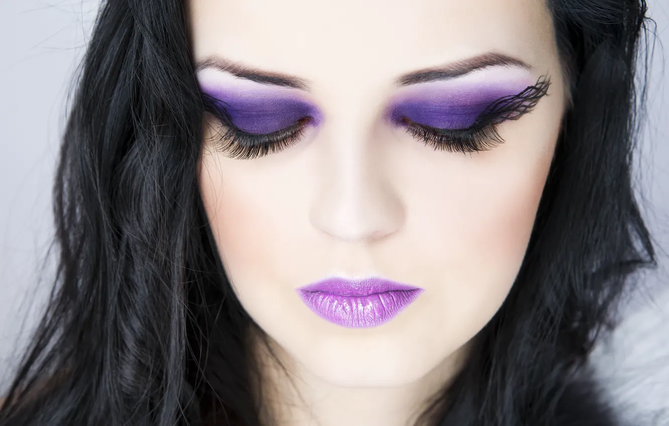 Photo wallpaper brunette, make up, close eyes