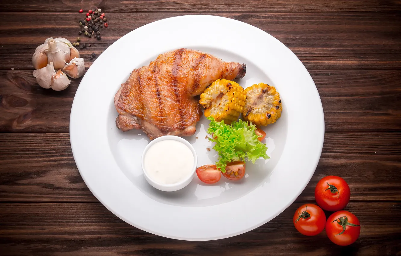 Photo wallpaper chicken, plate, tomatoes, sauce, salad