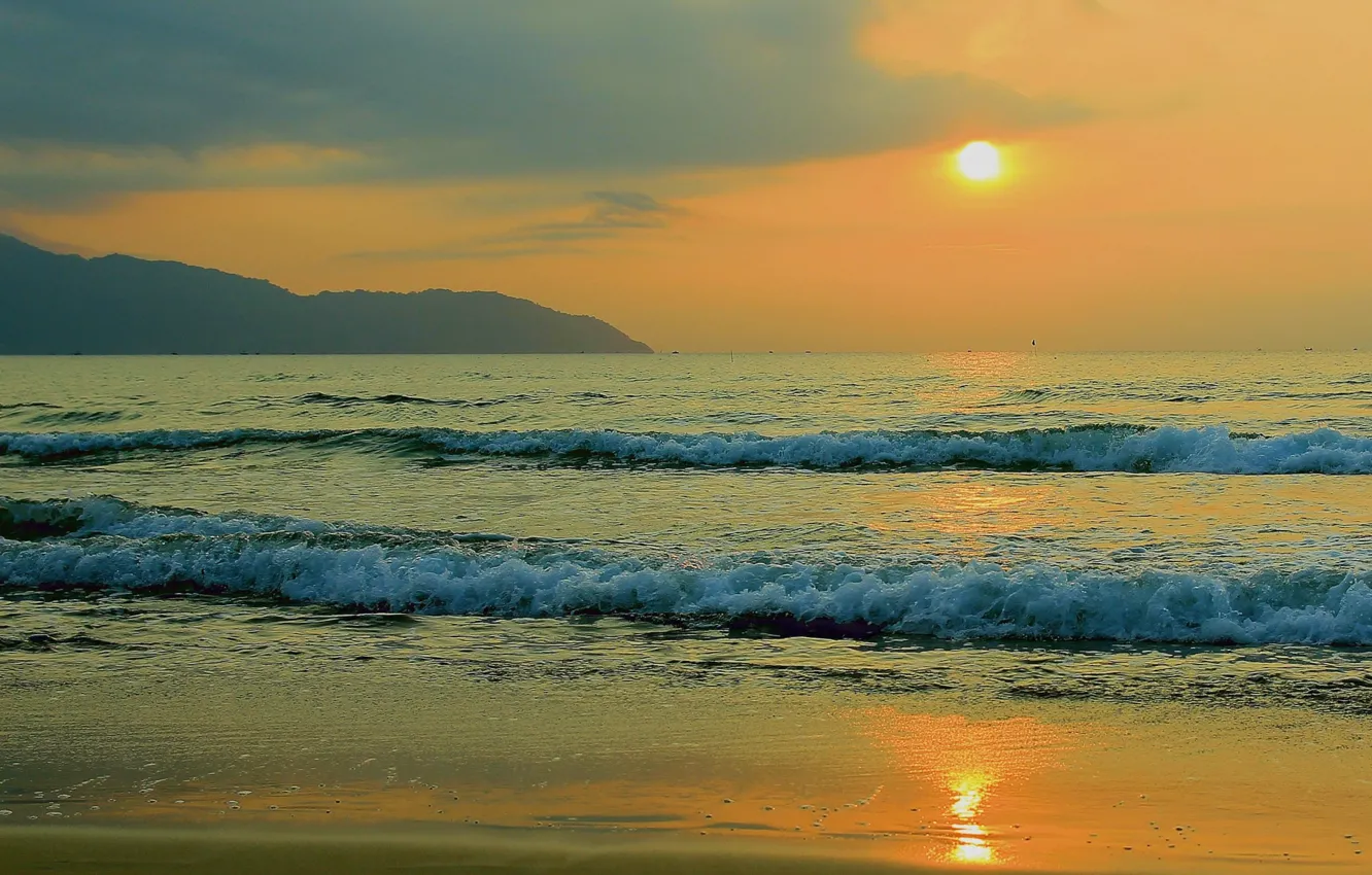 Photo wallpaper sea, wave, beach, dawn, Vietnam