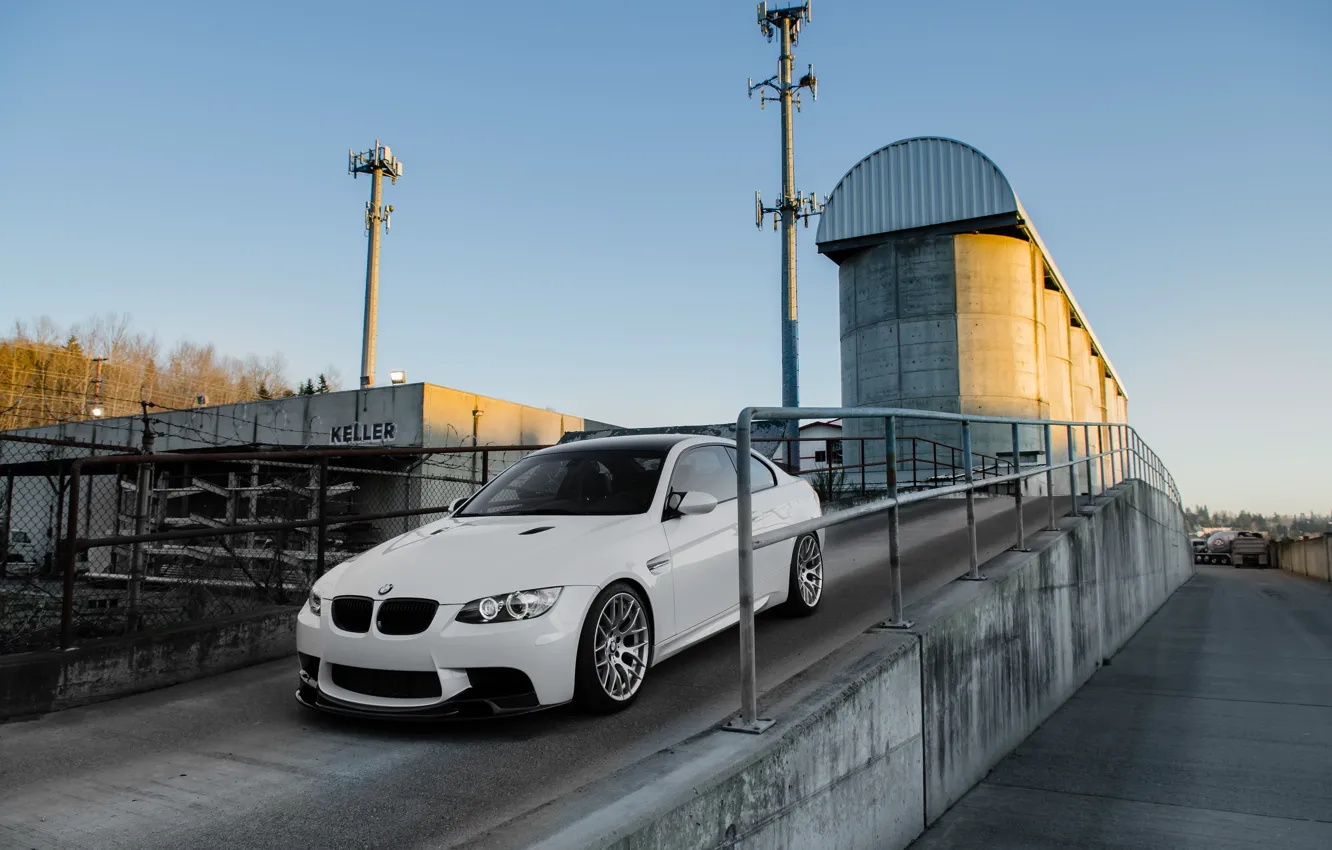 Photo wallpaper white, the sky, bmw, BMW, coupe, the fence, white, e92