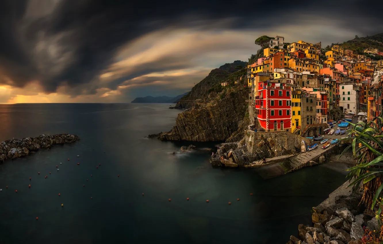 Photo wallpaper sea, landscape, sunset, the city, home