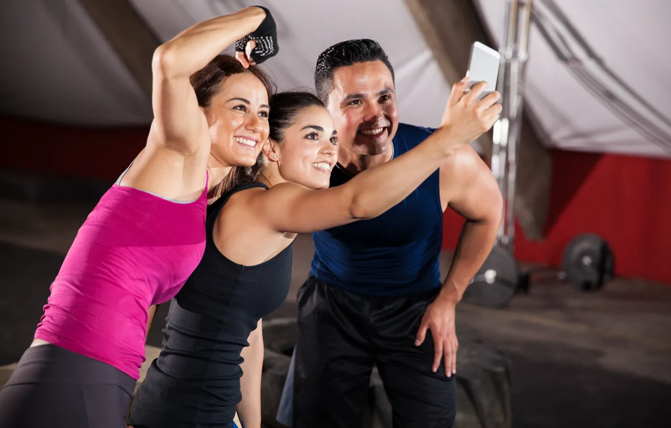 Photo wallpaper gym, selfie, Group of friends