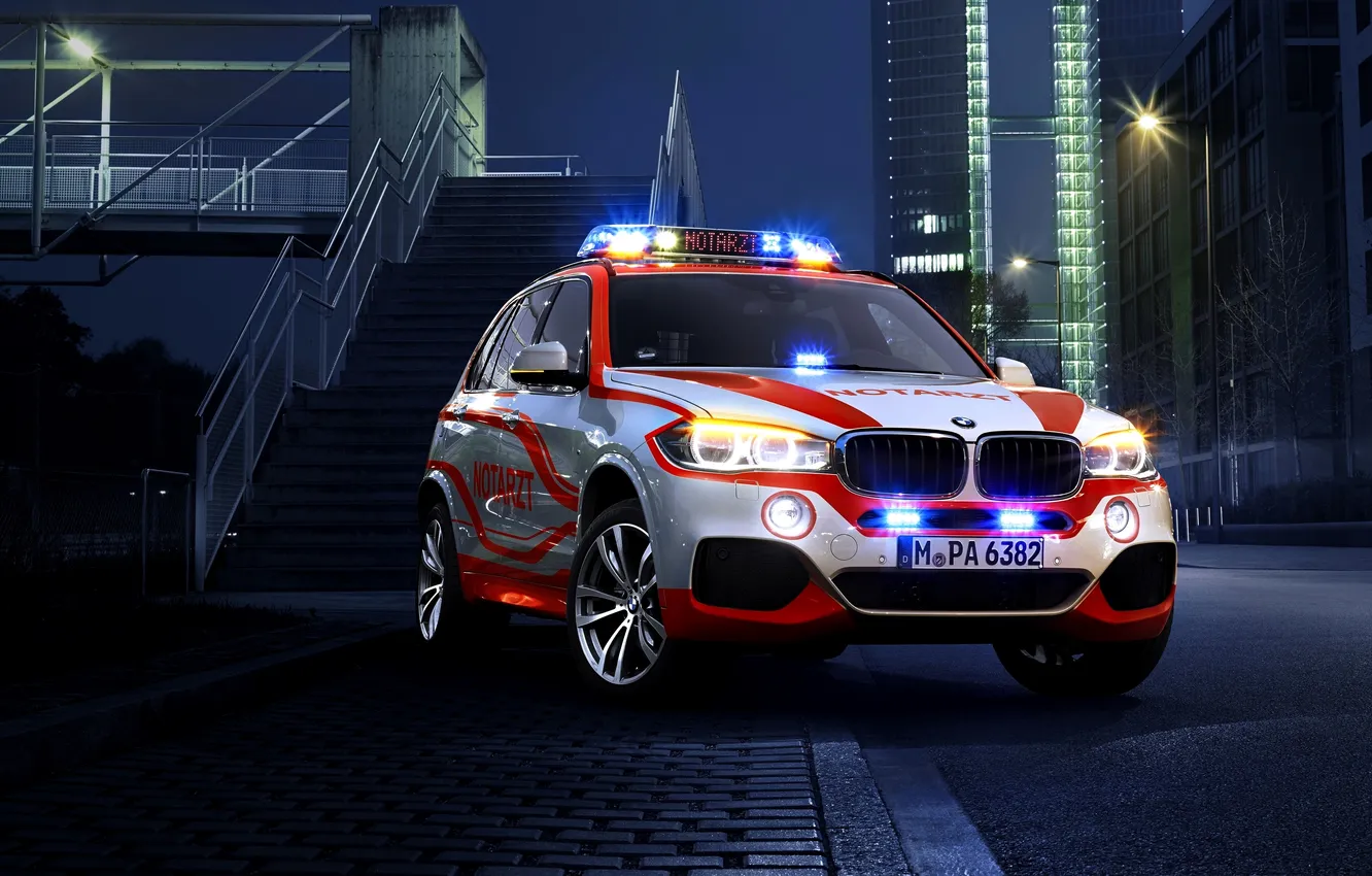Photo wallpaper BMW, BMW, xDrive, 2014, F15, Ambulance