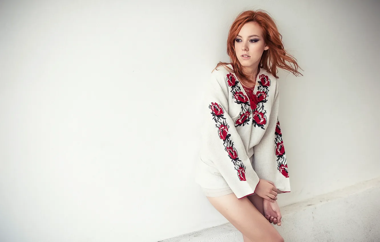 Photo wallpaper legs, redhead, Ukrainian, embroidery