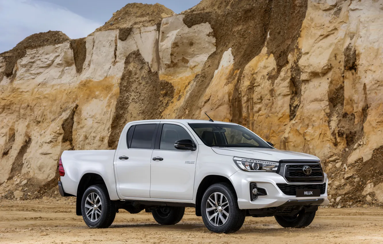 Photo wallpaper white, Toyota, front, side, pickup, Hilux, Special Edition, 2019
