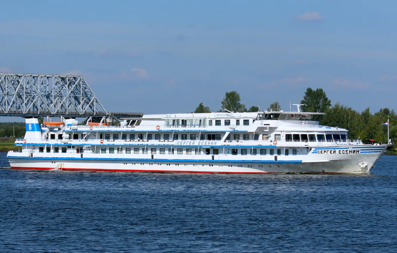 Photo wallpaper ship, cruise liner, river