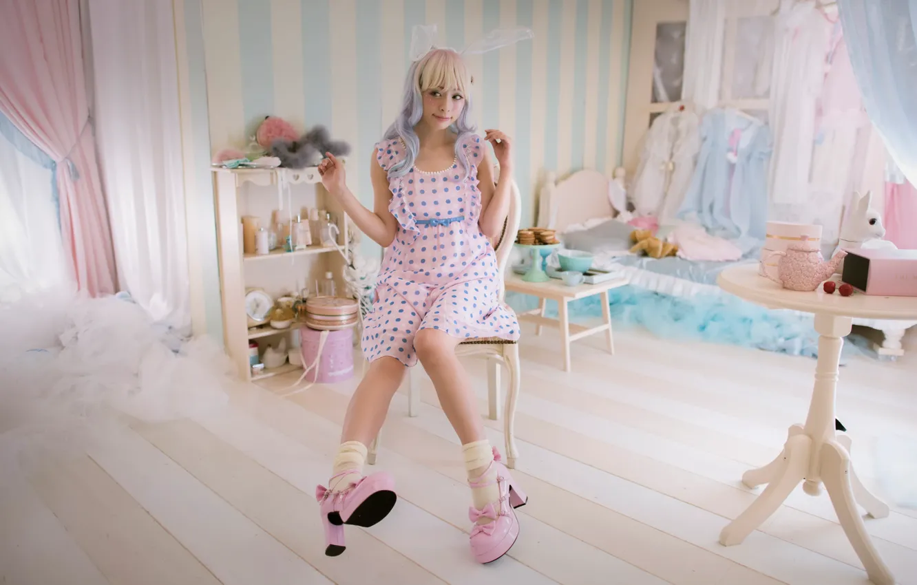 Photo wallpaper room, doll, dress, Asian