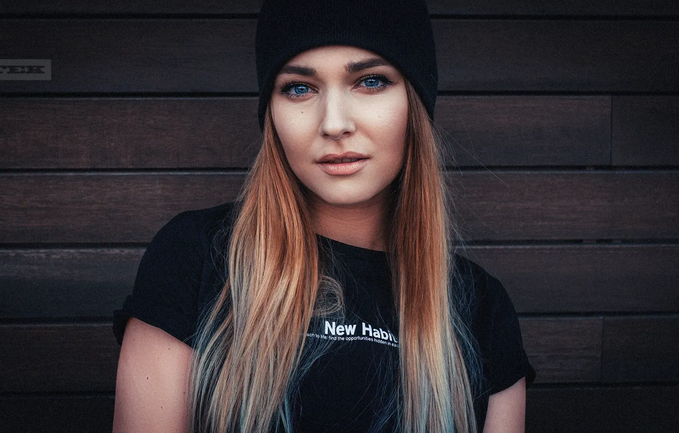 Photo wallpaper girl, hat, portrait, makeup, t-shirt, hairstyle, beautiful, in black