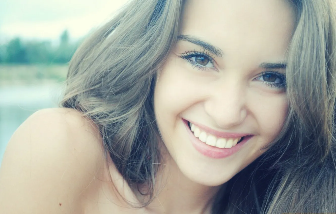 Photo wallpaper eyes, girl, face, smile, hair, brown
