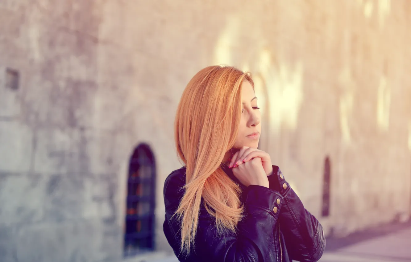 Photo wallpaper girl, hair, red