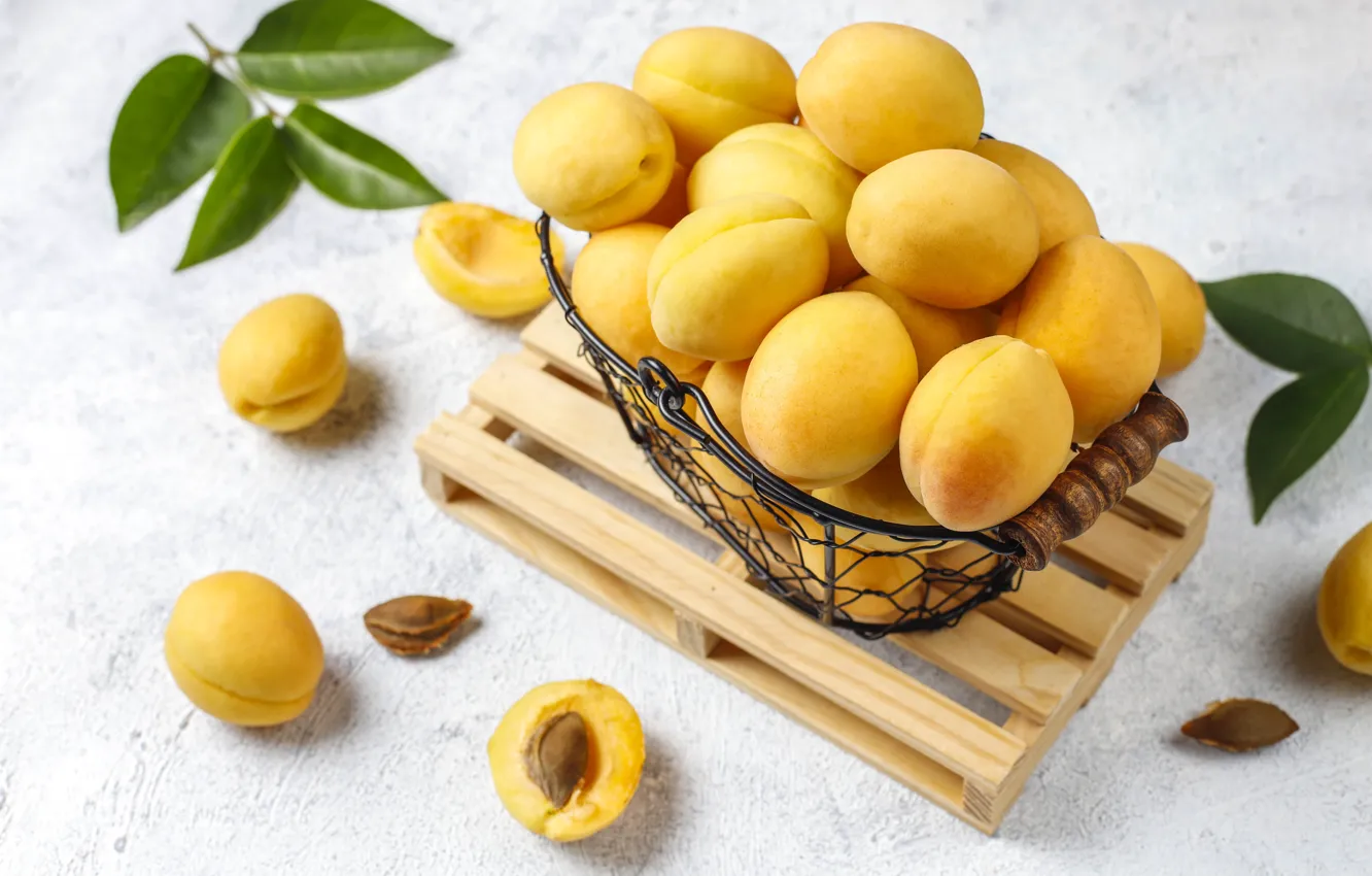 Photo wallpaper leaves, box, bokeh, apricots, basket