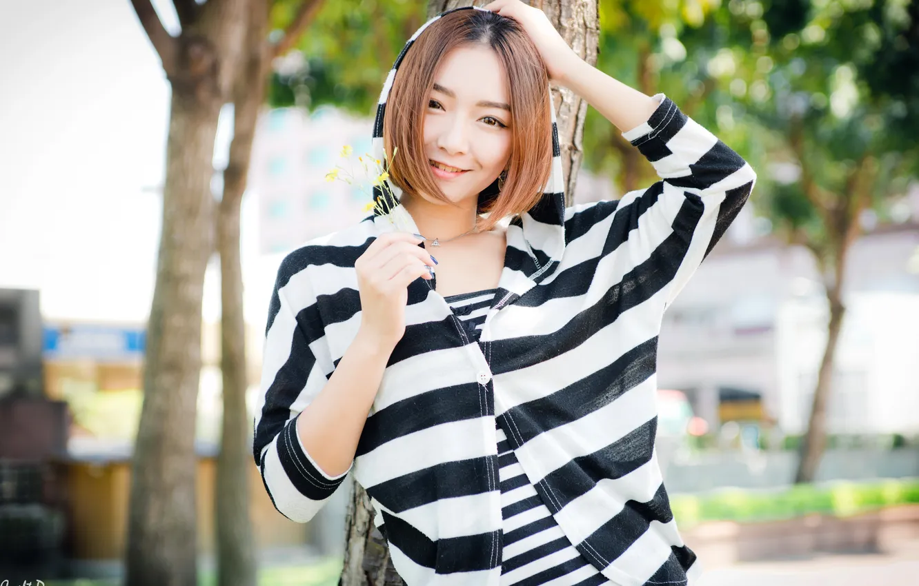Photo wallpaper look, trees, pose, model, portrait, makeup, Mike, hairstyle