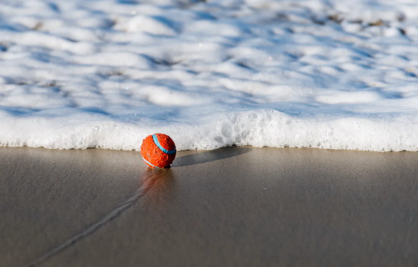 Photo wallpaper sand, wave, the ball