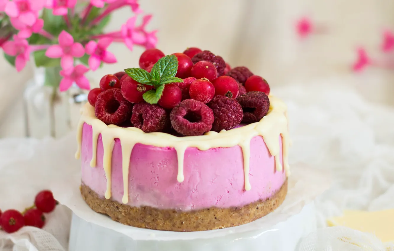 Photo wallpaper flowers, raspberry, currants, glaze, cheesecake