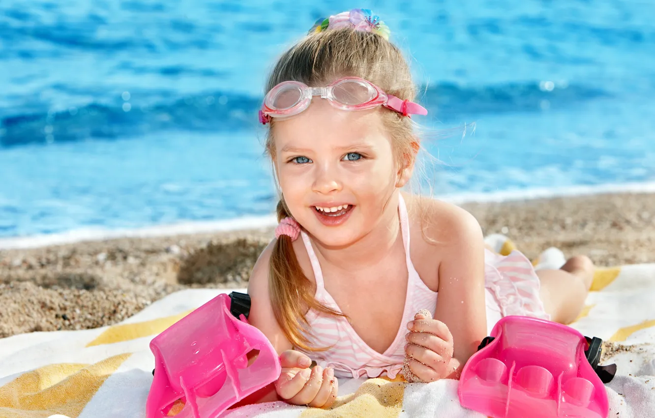 Photo wallpaper sea, beach, summer, joy, happiness, children, sweetheart, summer
