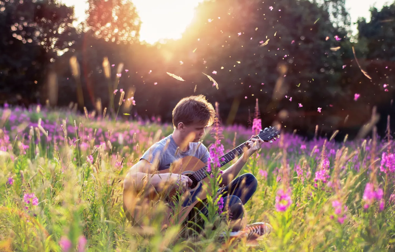 Photo wallpaper summer, music, guitar, guy