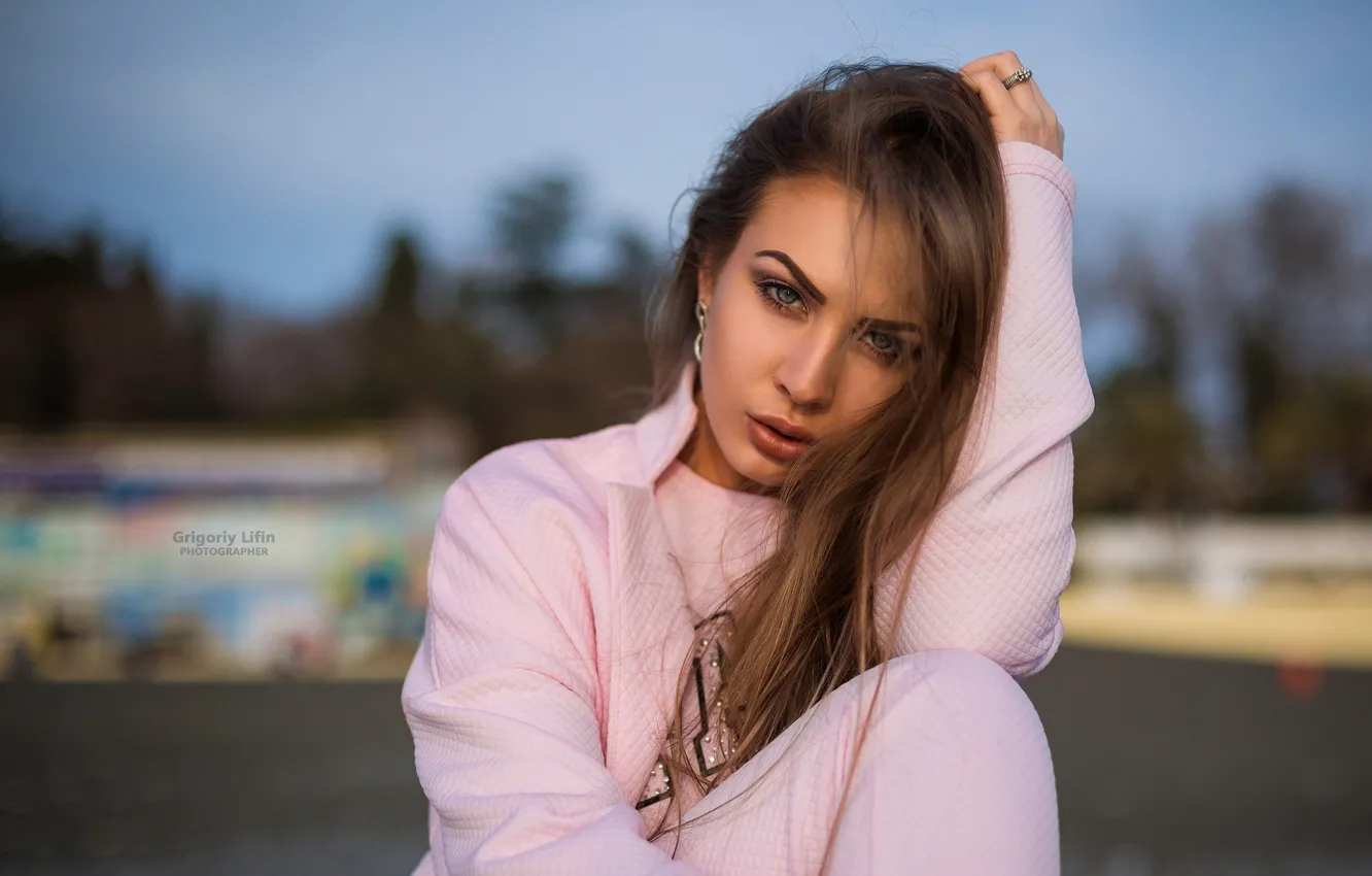 Photo wallpaper girl, pose, portrait, makeup, hairstyle, costume, brown hair, pink