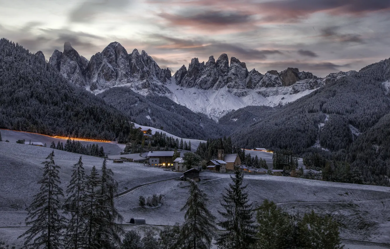 Photo wallpaper Trentino-Alto Adige, Funes, Santa Maddalena Alta