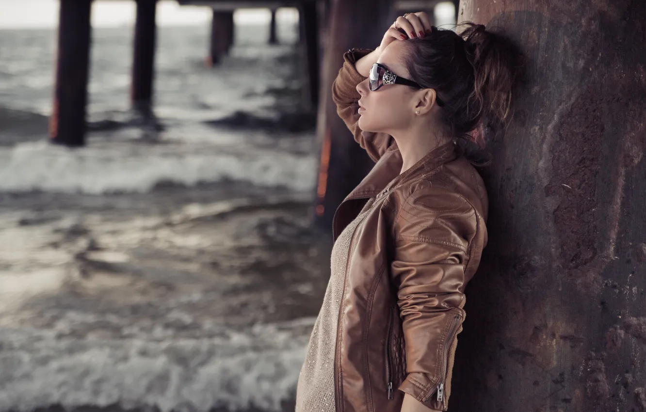 Photo wallpaper sea, girl, profile, brown hair, piles, sunglasses