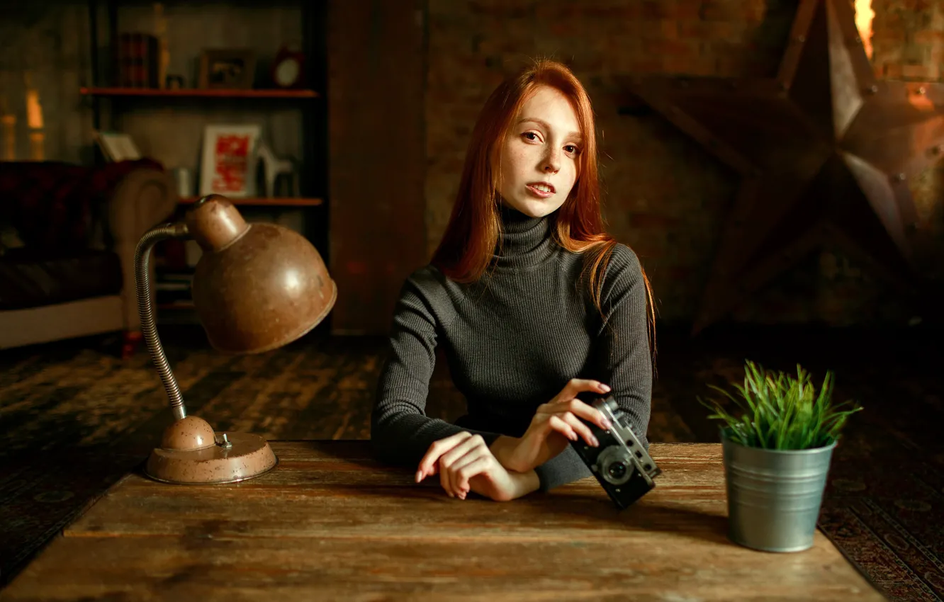 Photo wallpaper look, pose, room, model, plant, lamp, portrait, makeup