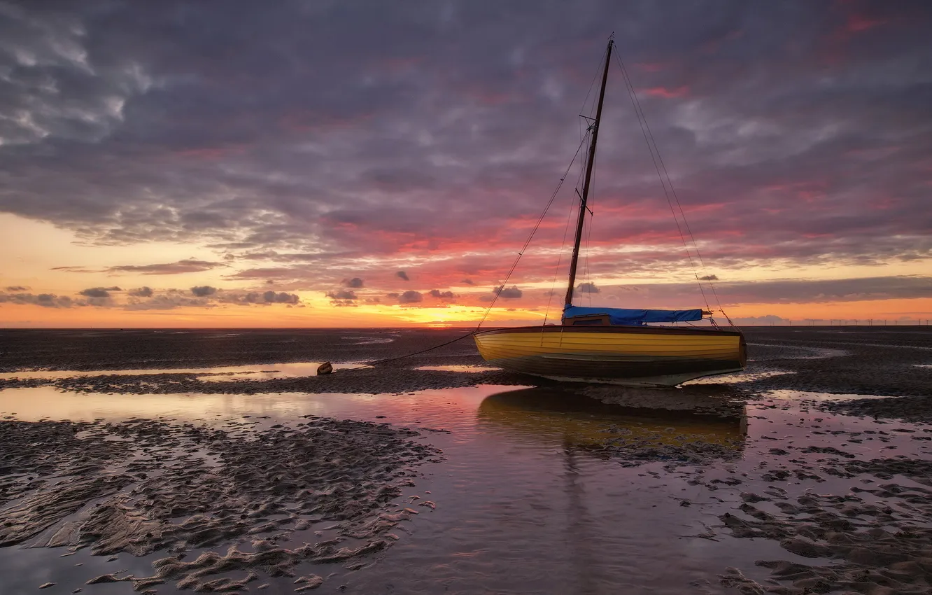 Photo wallpaper sea, sunset, boat, stranded