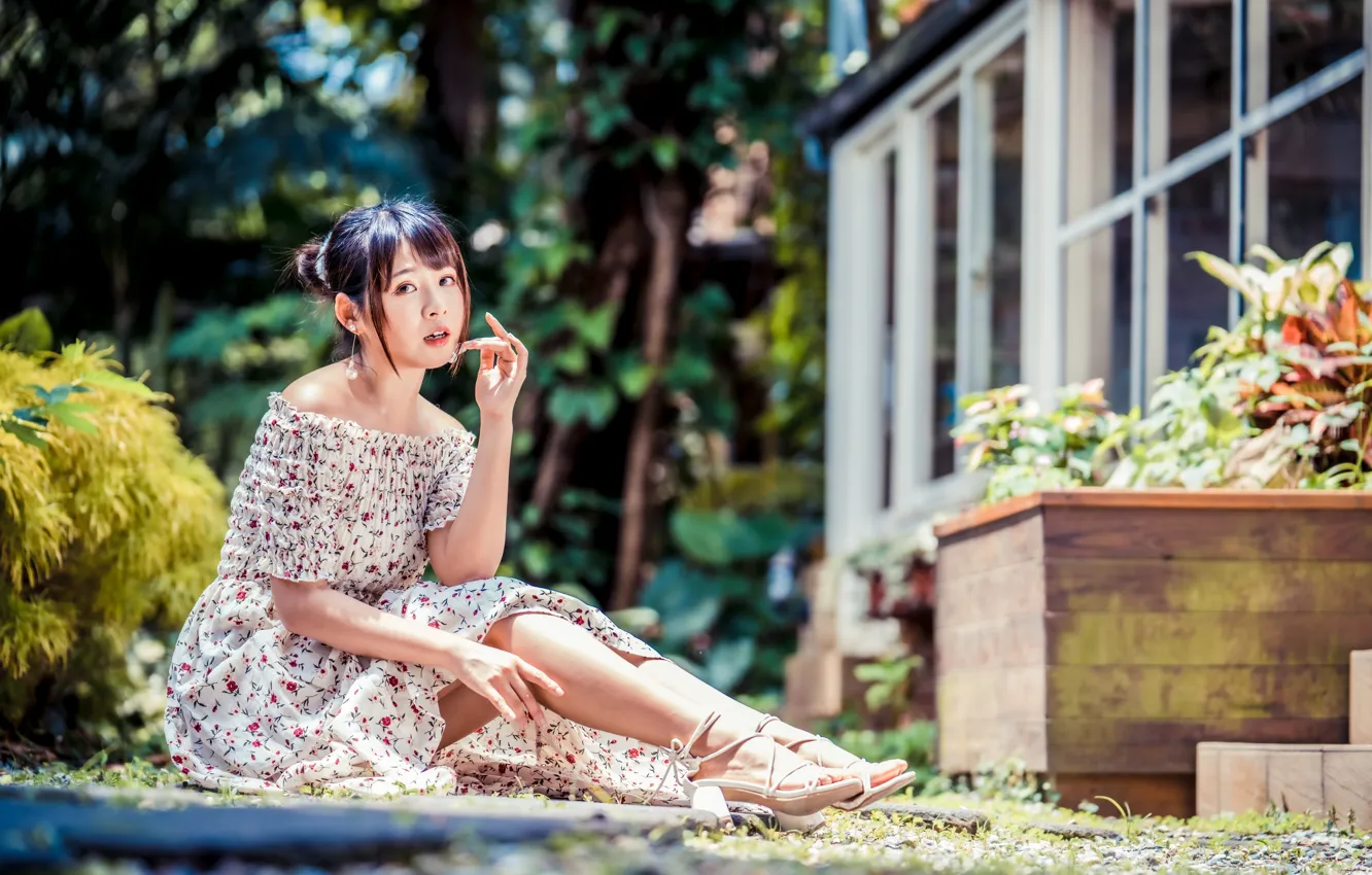 Photo wallpaper look, dress, legs, Asian