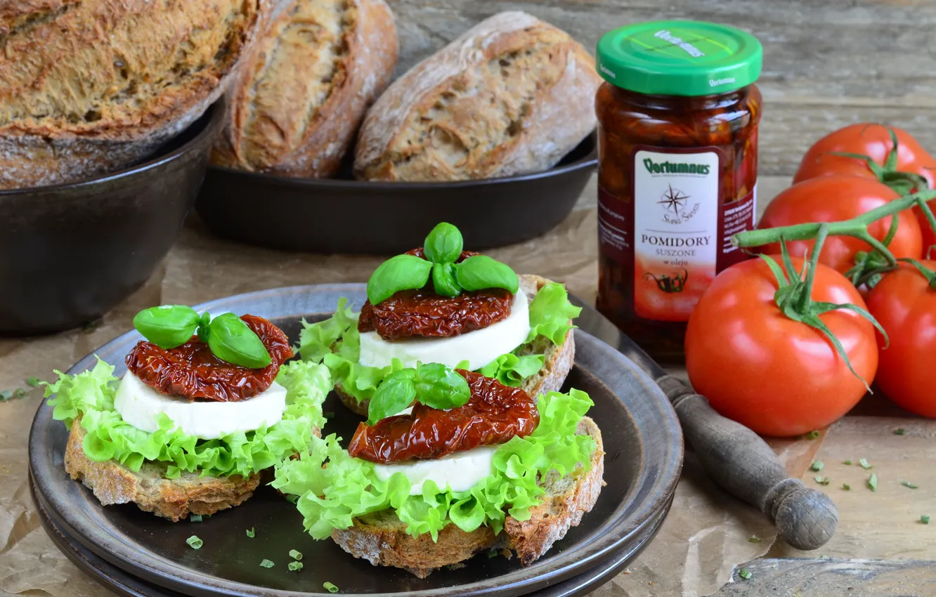 Photo wallpaper bread, tomatoes, sauce, Basil, mozzarella