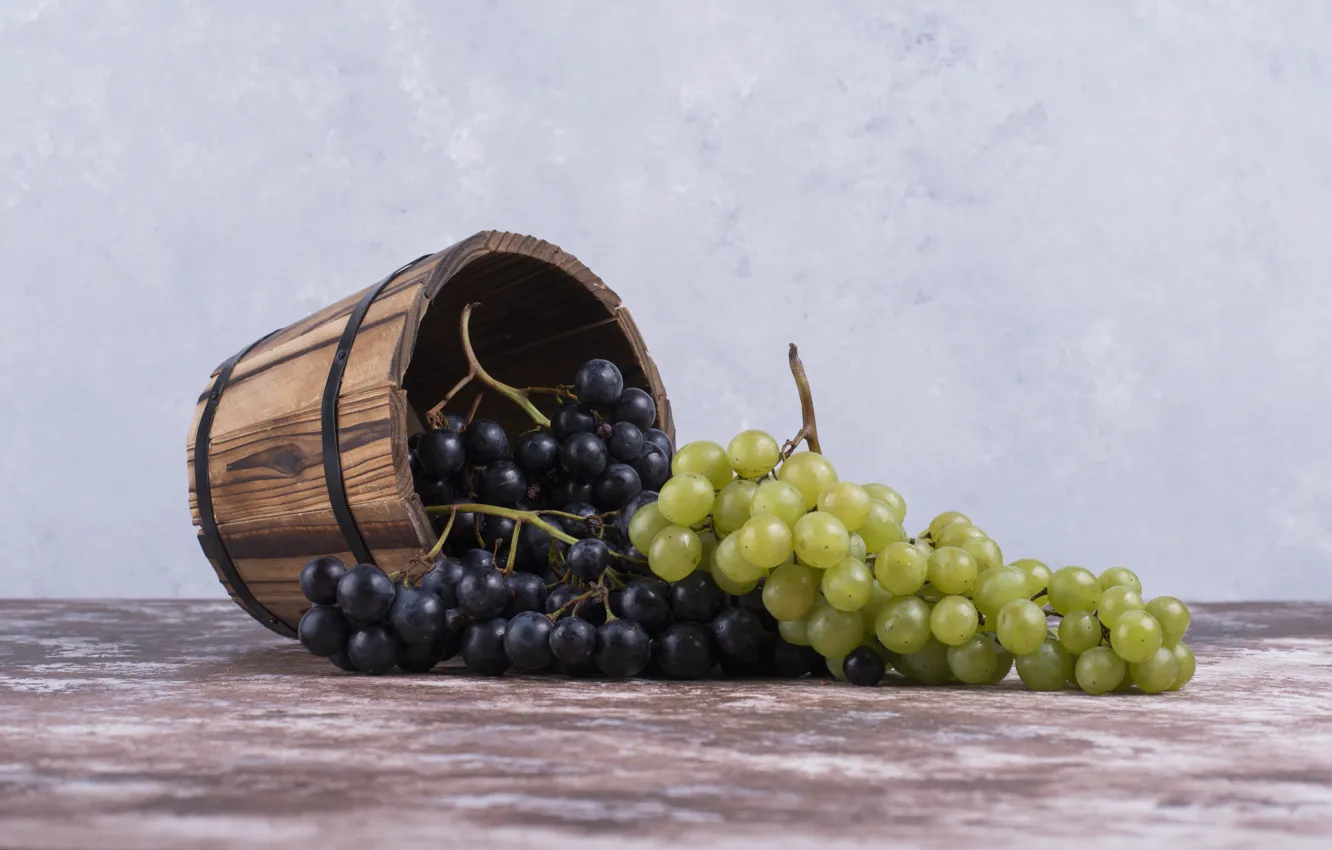 Photo wallpaper grapes, the barrel, bunch of grapes