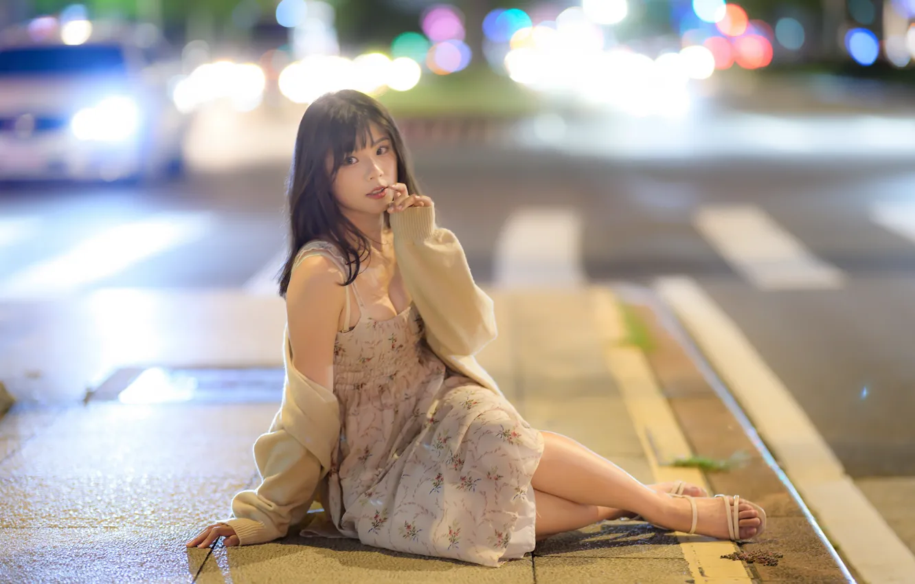 Photo wallpaper girl, street, Asian