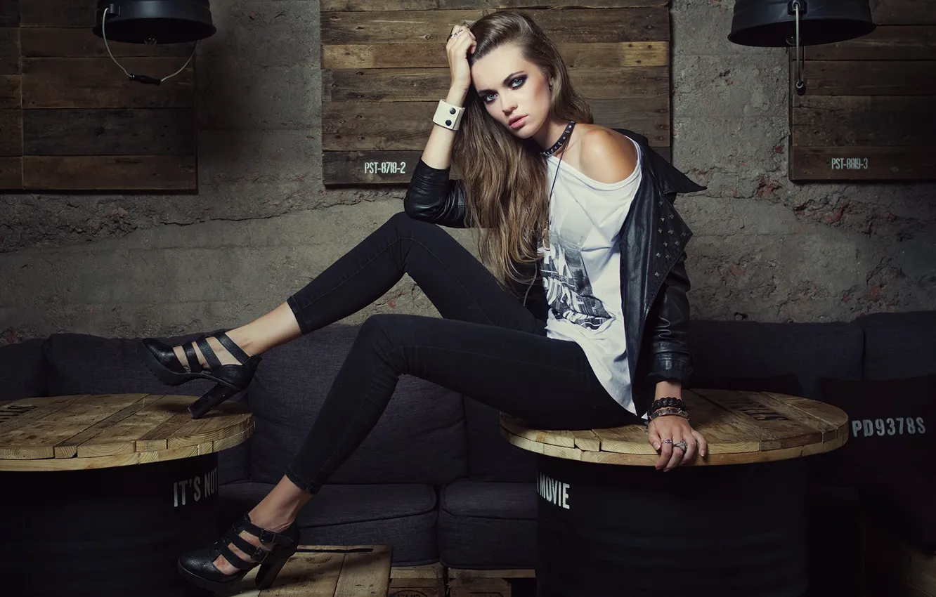 Photo wallpaper look, girl, pose, feet, Alexey Shishkin, Maria Dzvinkaitė