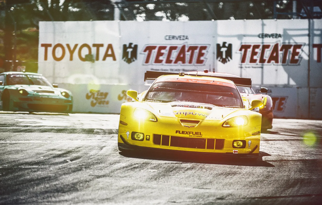 Photo wallpaper yellow, Corvette, Chevrolet, Chevrolet, Racing, Corvette, sunlight