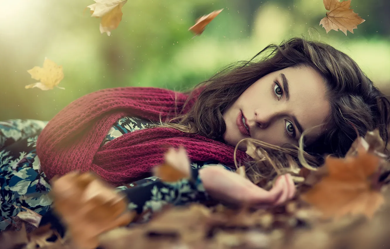 Photo wallpaper autumn, eyes, face, hair, scarf, falling leaves