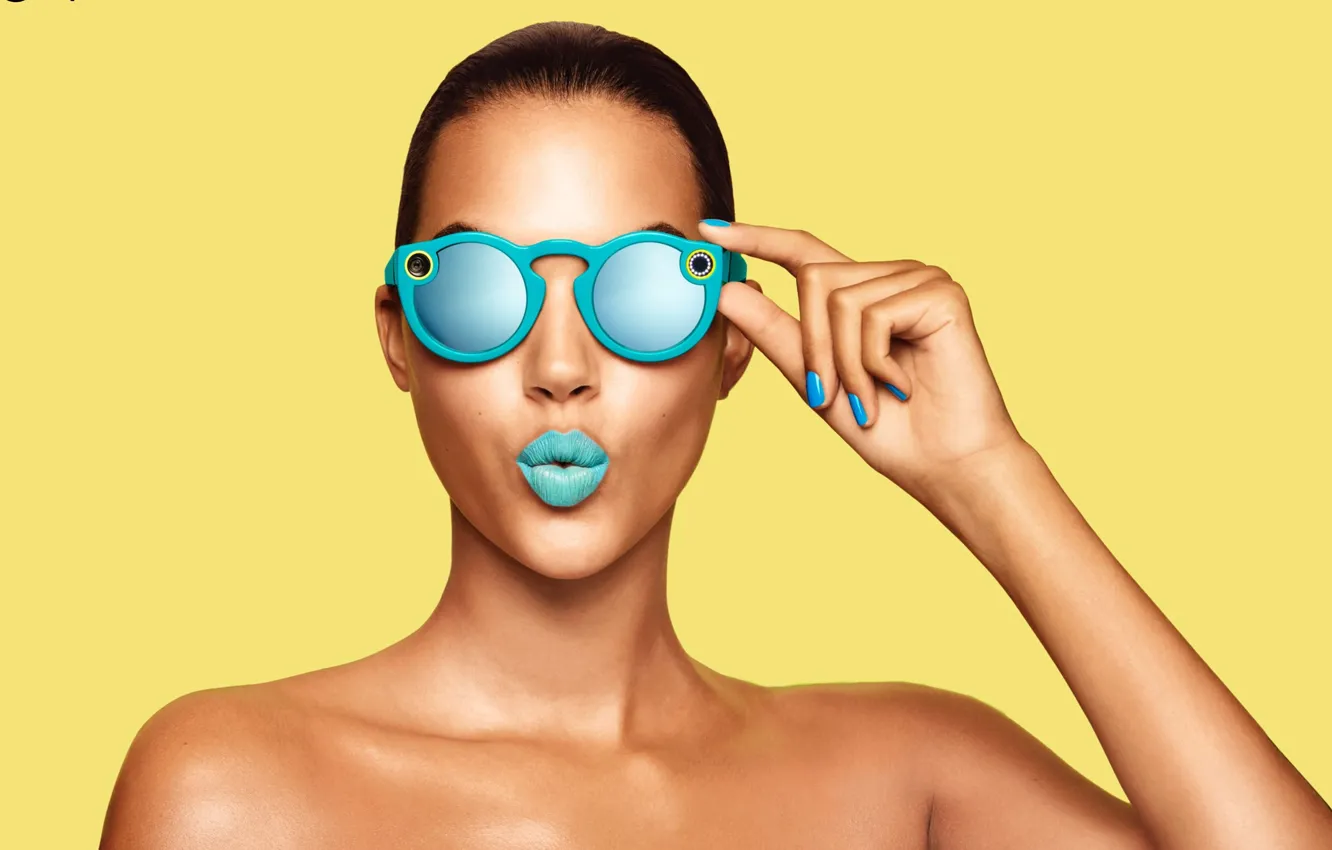 Photo wallpaper girl, model, portrait, tan, glasses