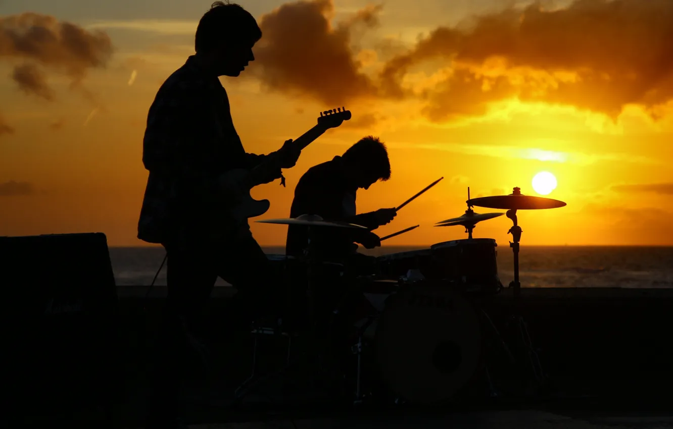 Photo wallpaper sunset, the game, people