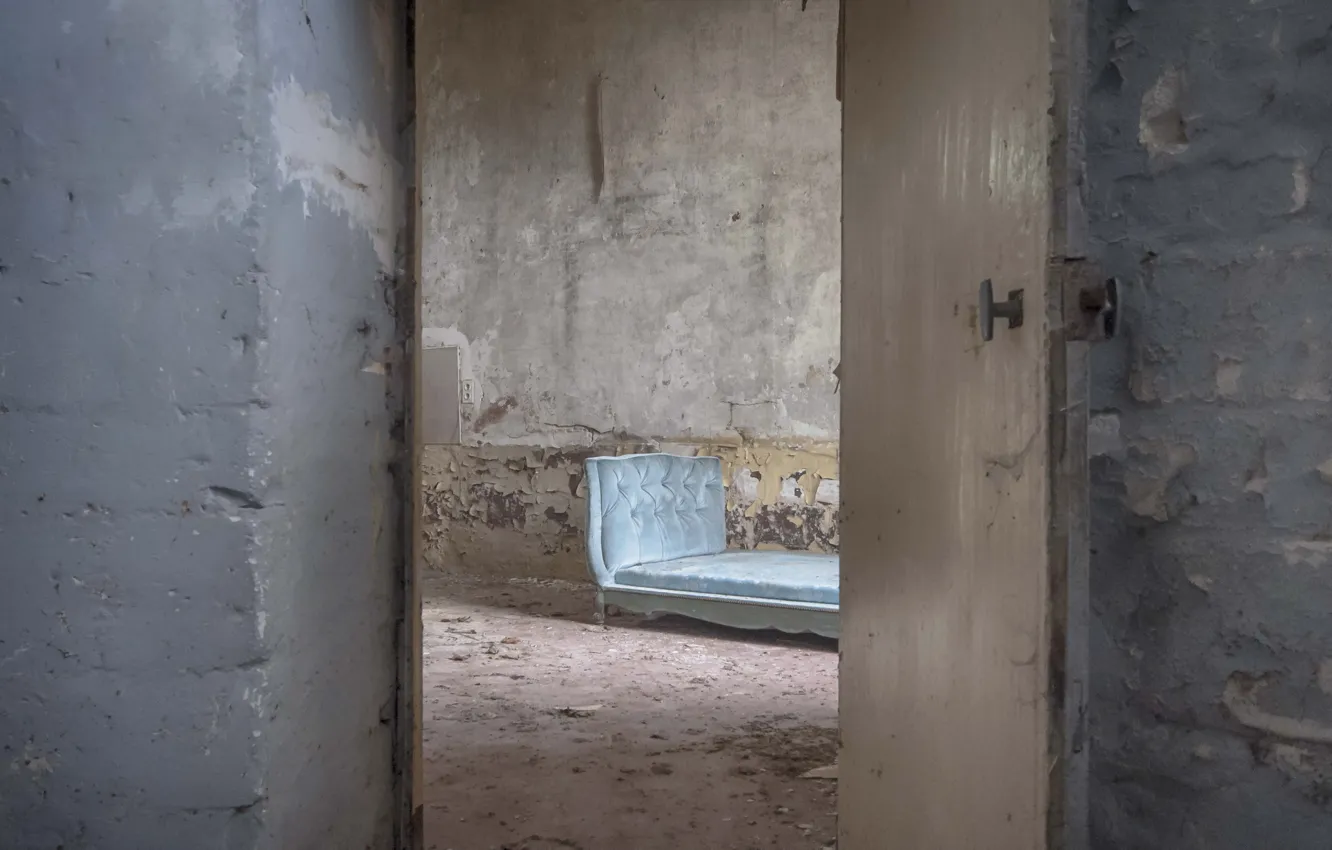 Photo wallpaper room, bed, the door