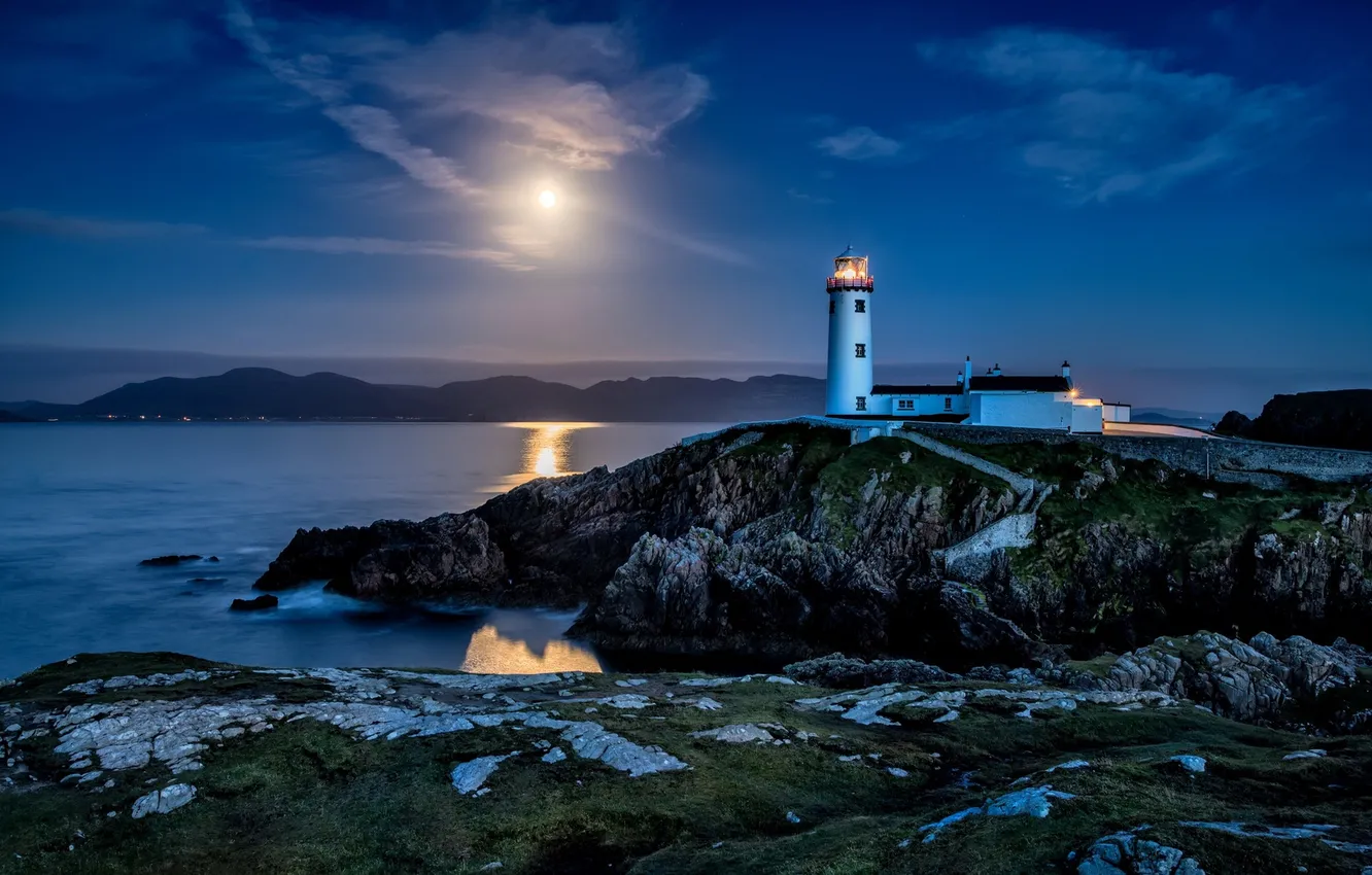 Photo wallpaper sea, night, lighthouse