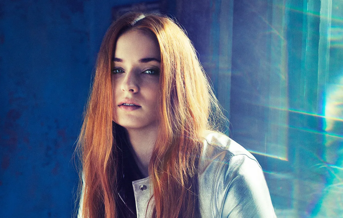 Photo wallpaper Sophie Turner, light, red, jacket, Sophie monk, actress, redhead, lips