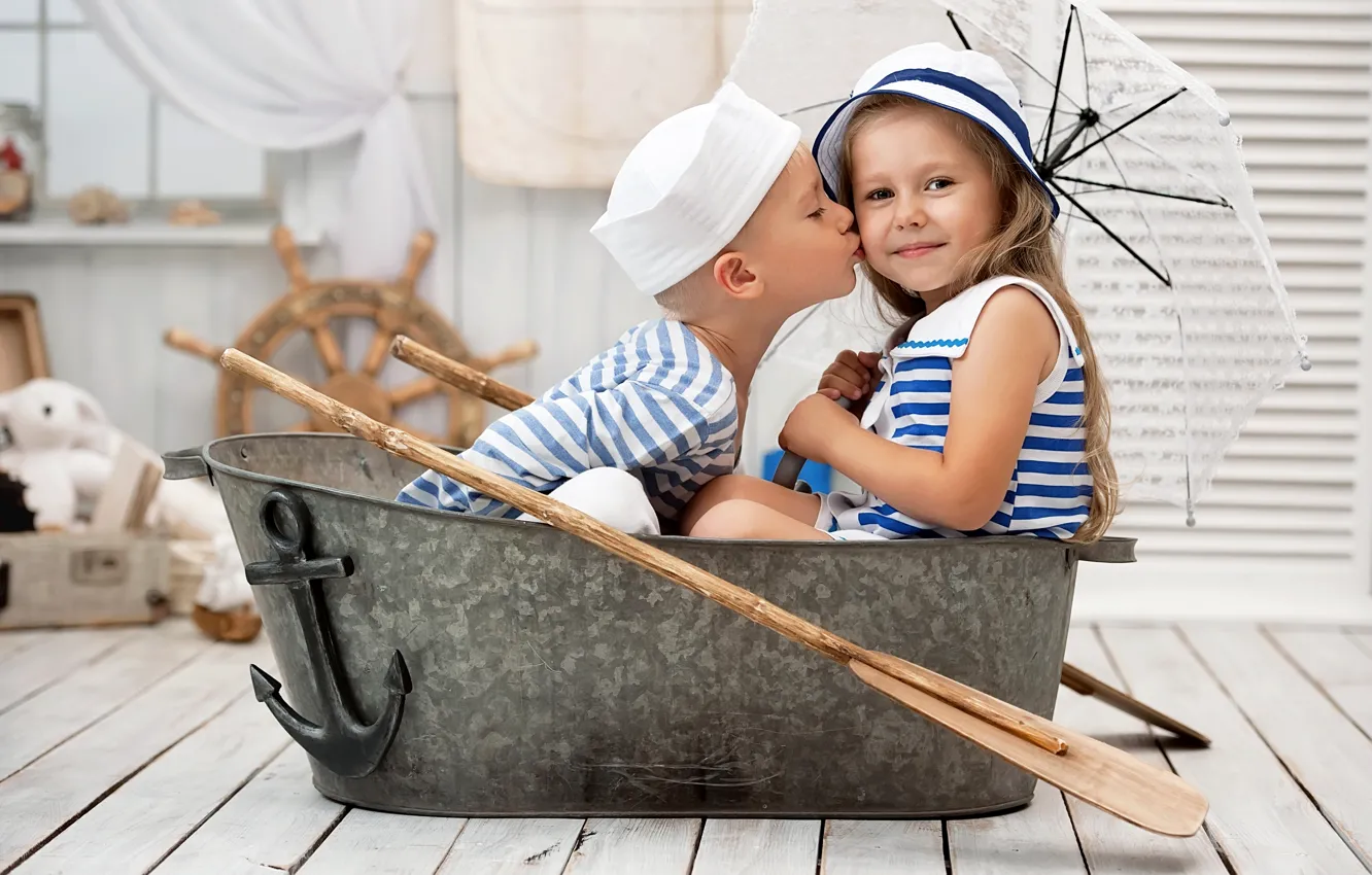 Photo wallpaper children, each, tenderness, kiss, umbrella, boy, girl, girls