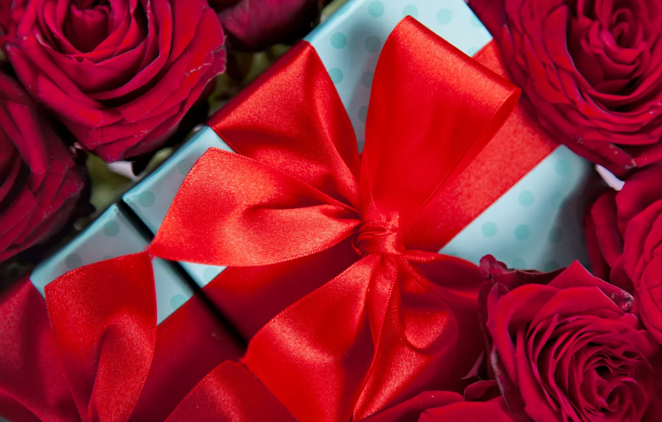 Photo wallpaper red, love, romantic, gift, roses, red roses, valentine`s day