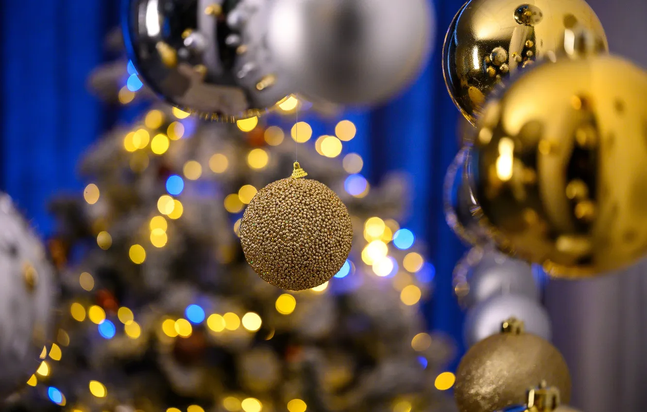 Photo wallpaper balls, glare, balls, new year, Christmas, Alexander Parkhomenko