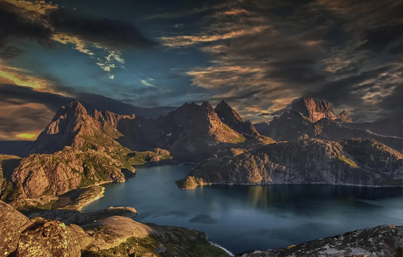 Photo wallpaper the sky, water, mountains