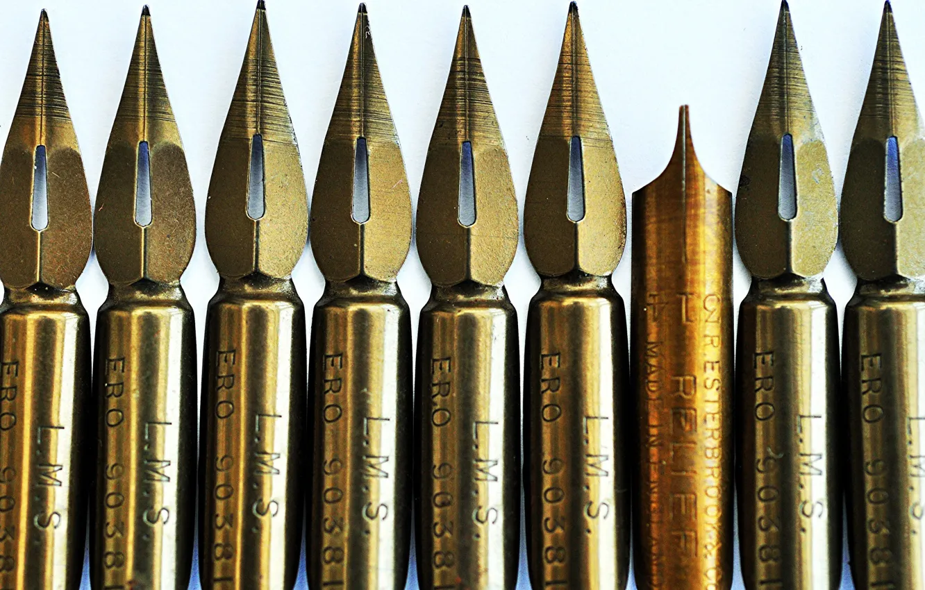 Photo wallpaper letter, feathers, handle, a number