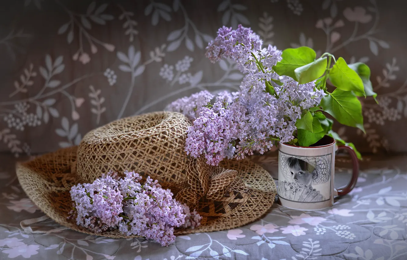 Photo wallpaper leaves, flowers, branches, table, bouquet, spring, hat, fan