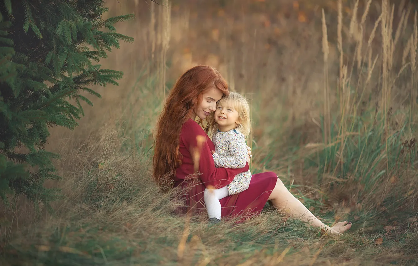 Photo wallpaper grass, nature, tree, woman, barefoot, dress, hugs, red