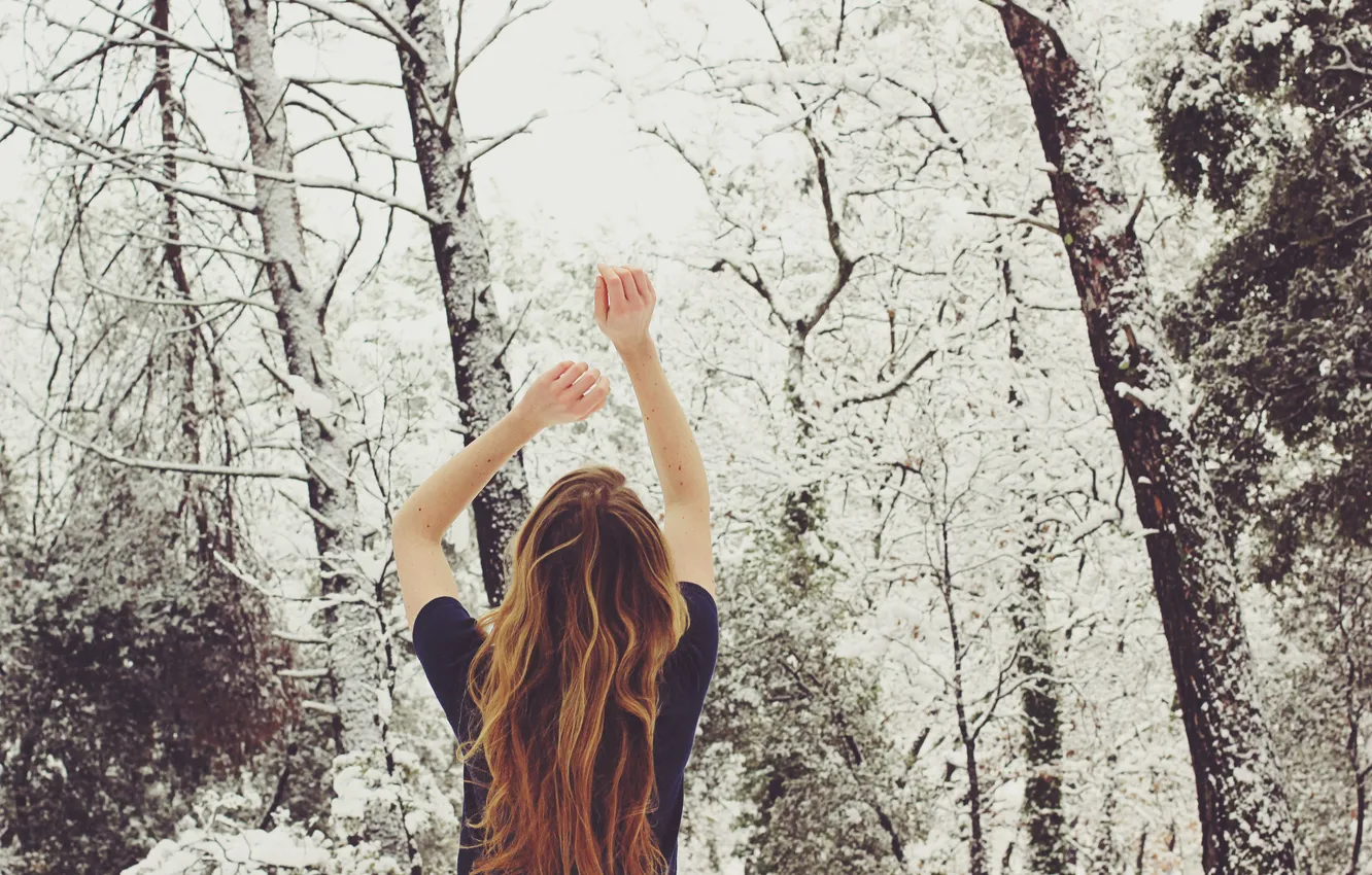 Photo wallpaper winter, girl, snow, trees, hair, hands, curls