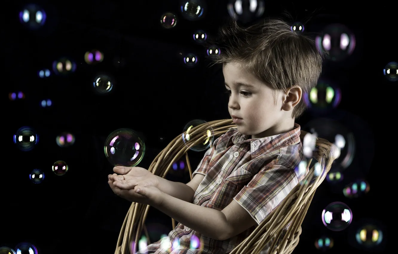 Photo wallpaper chair, boy, bubbles, bubbles